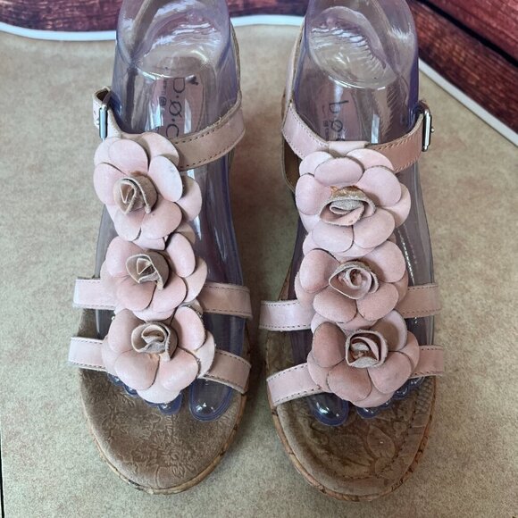 b.o.c. Born Concepts Pale Pink Leather Flower Platform Cork Wedge Espadrilles - Picture 3 of 13